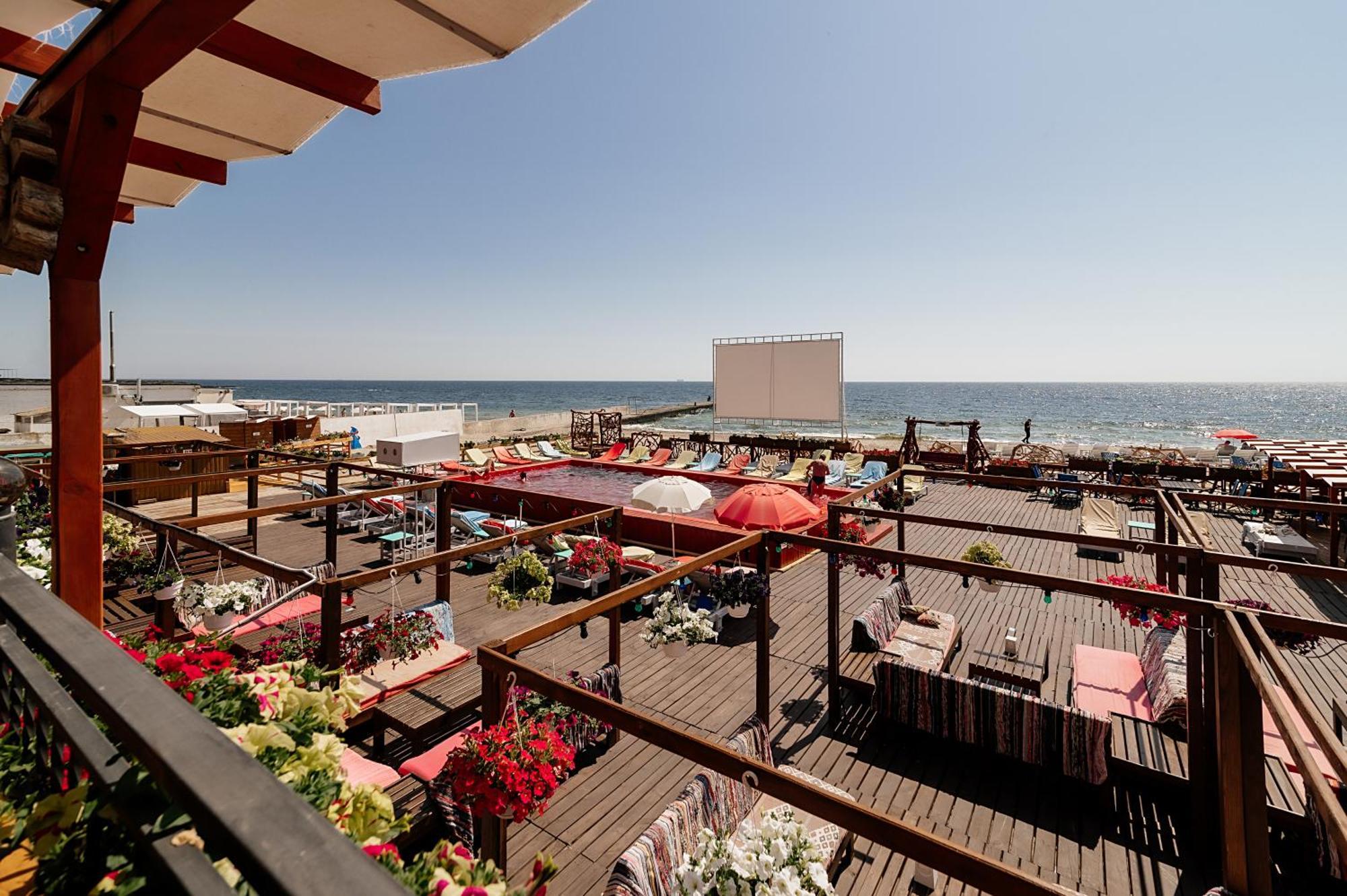 Club Marine Apart Odesa Exterior photo