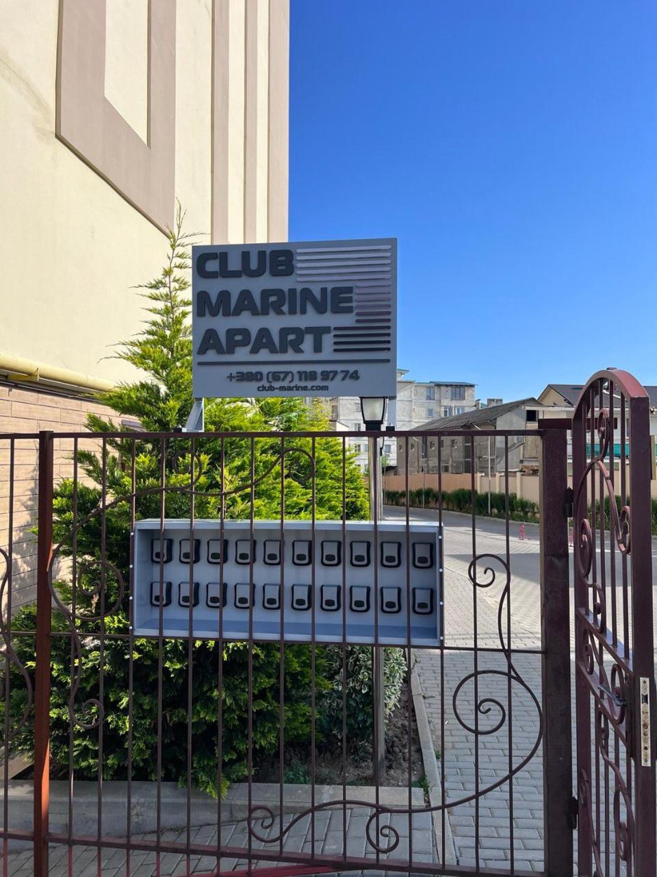 Club Marine Apart Odesa Exterior photo